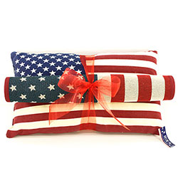 Z_09: USA Pillow & Doormat  gift wrapped
