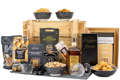 BLACK FOREST WHISKY in AUTHENTIC  GIFT BASKET