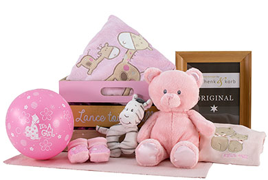 BABY GIFT BASKET PETITE FILLE for Europe