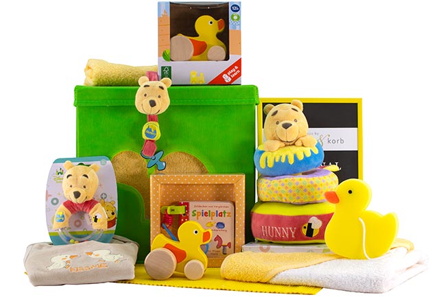 WINNIE THE POOH & FRIENDS| BABY GIFT BASKET 