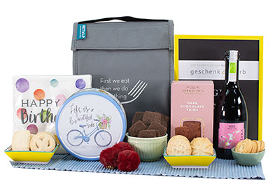 DREAM TEAM - BIRTHDAY GIFT BASKET FOR WOMEN