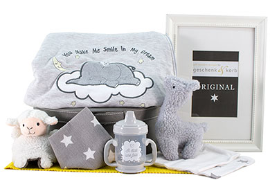 BABY GIFT BASKET FOR GIRLS + BOYS DREAMY BABY