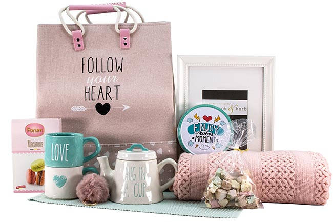 GIFT BAG FOR WOMEN - FOLLOW YOUR HEART