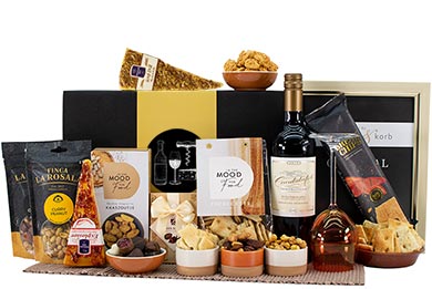 WINE GIFT BOX CHEESE & CHEERS 