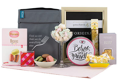 GIFT BASKET FOR WOMEN LADIES DELIGHT 