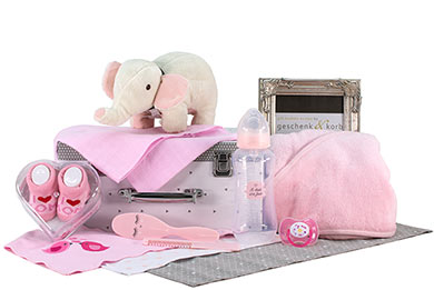 BABY GIRL GIFT BASKET HAPPY for Europe delivery