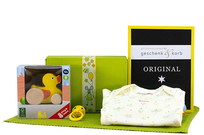 DUCKLING | NEUTRAL BABY GIFT