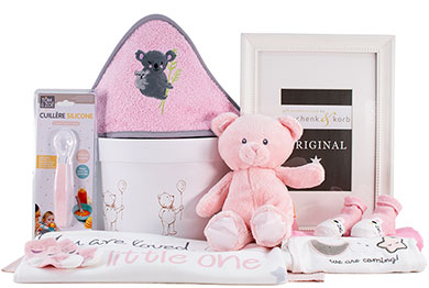 GIFT BASKET PURE JOY FOR BABY GIRLS