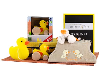 BABY GIFT FOR BOYS AND GIRLS DUCK & ME 