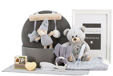 WELCOME HOME - BABY GIFT BASKET FOR BOYS AND GIRLS